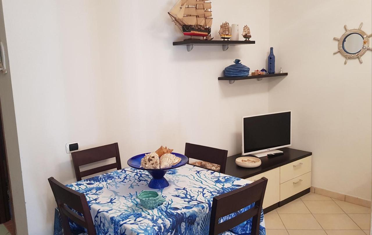 לה מדלנה Appartamento Bluewater מראה חיצוני תמונה